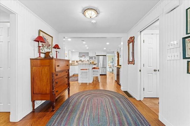 279 Oakland Street, Wellesley, MA 02481