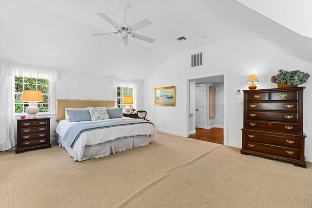 279 Oakland Street, Wellesley, MA 02481