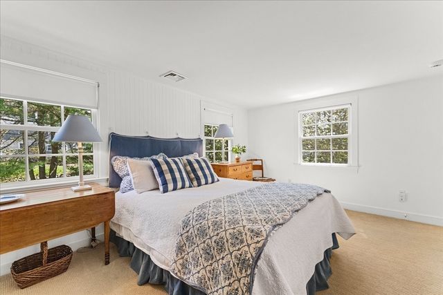 279 Oakland Street, Wellesley, MA 02481