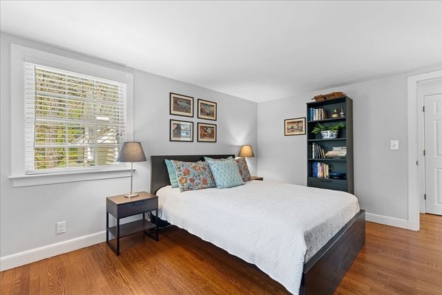 279 Oakland Street, Wellesley, MA 02481
