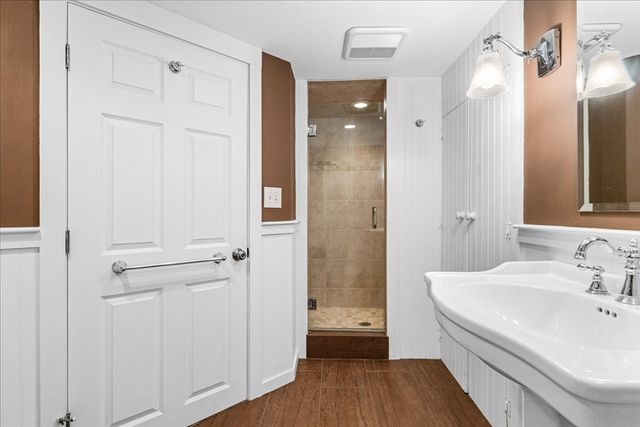 279 Oakland Street, Wellesley, MA 02481