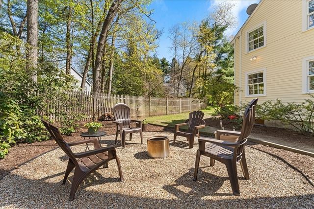 279 Oakland Street, Wellesley, MA 02481