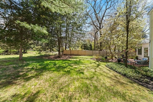 279 Oakland Street, Wellesley, MA 02481