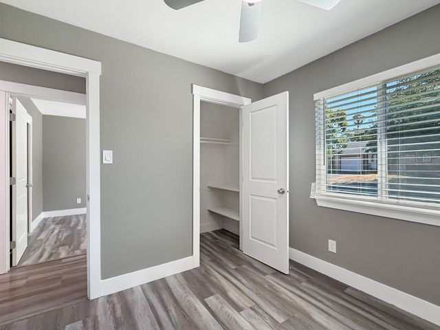 7013 Thomas Dr, North Highlands, CA 95660