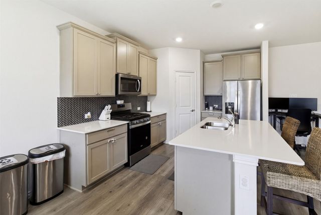 10407 Twisting Springs Drive, Aubrey, TX 76227