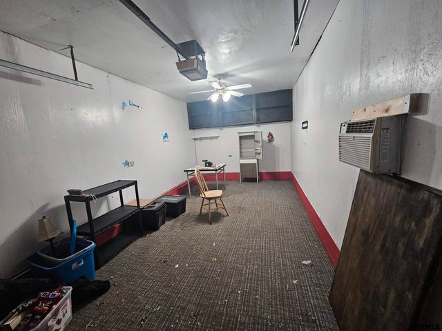 911 Benton Street, Lincoln, NE 68521