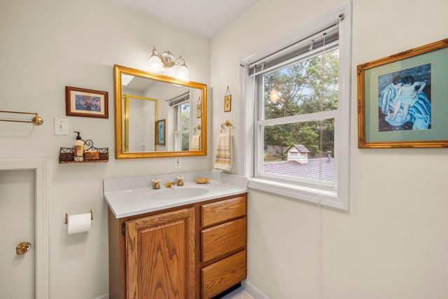 3514 Lucia CREST, Madison, WI 53705