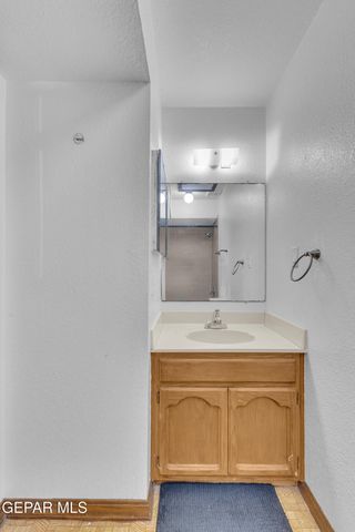 10579 KINROSS Avenue, El Paso, TX 79925