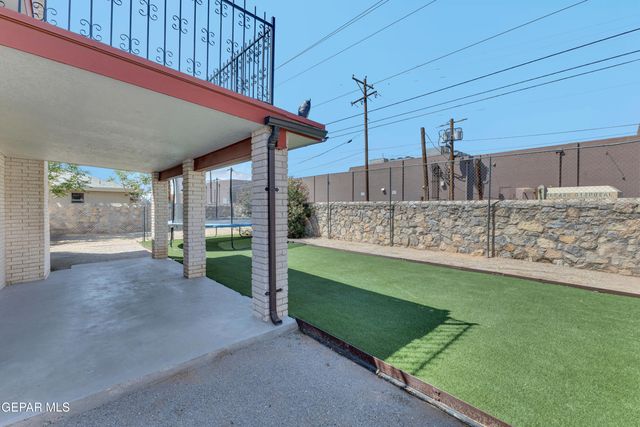10579 KINROSS Avenue, El Paso, TX 79925
