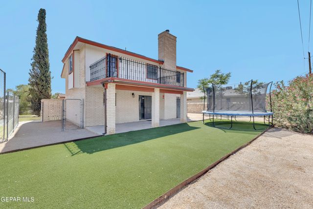 10579 KINROSS Avenue, El Paso, TX 79925