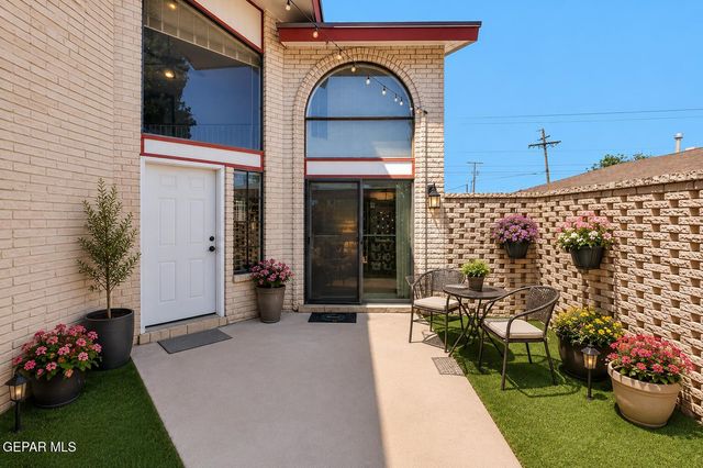 10579 KINROSS Avenue, El Paso, TX 79925