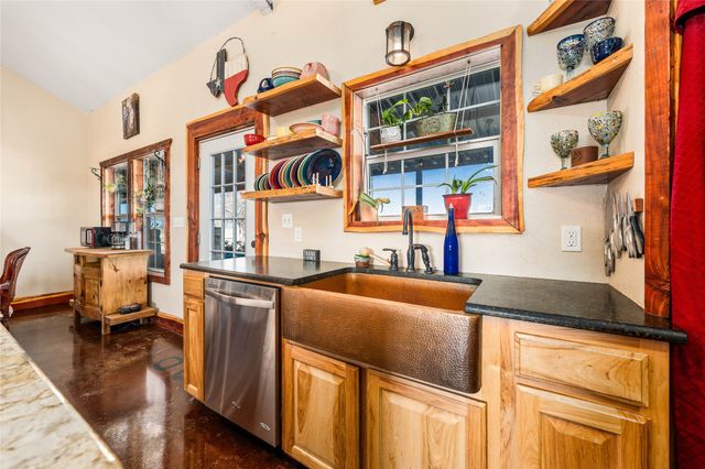 318 CR 3355, Valley Mills, TX 76689