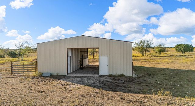 318 CR 3355, Valley Mills, TX 76689