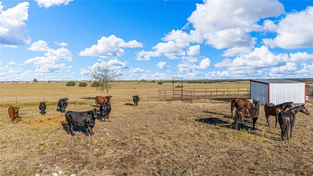 318 CR 3355, Valley Mills, TX 76689