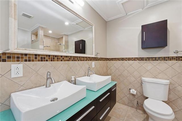 5528 NW Verlin Drive, Kansas City, MO 64152