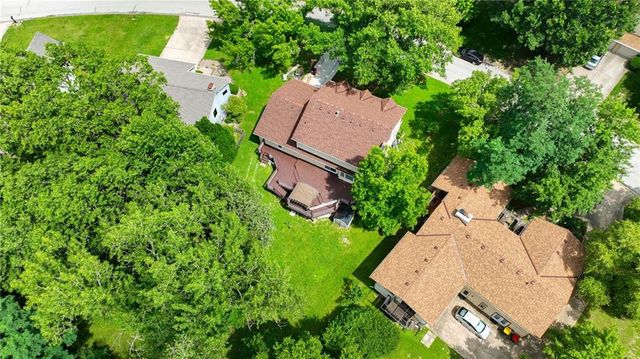 5528 NW Verlin Drive, Kansas City, MO 64152