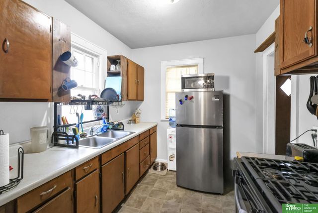 4542 N 41 Street, Omaha, NE 68111