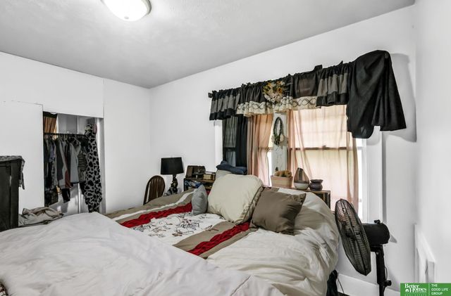 4542 N 41 Street, Omaha, NE 68111