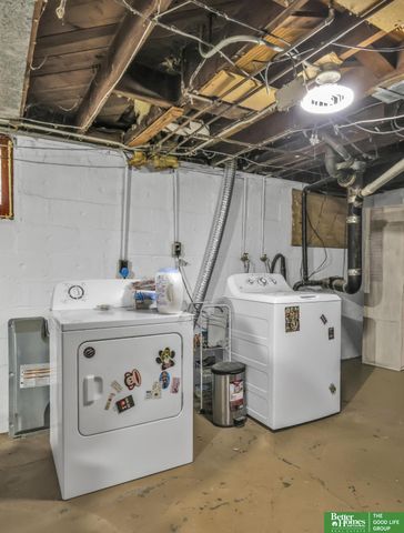 4542 N 41 Street, Omaha, NE 68111