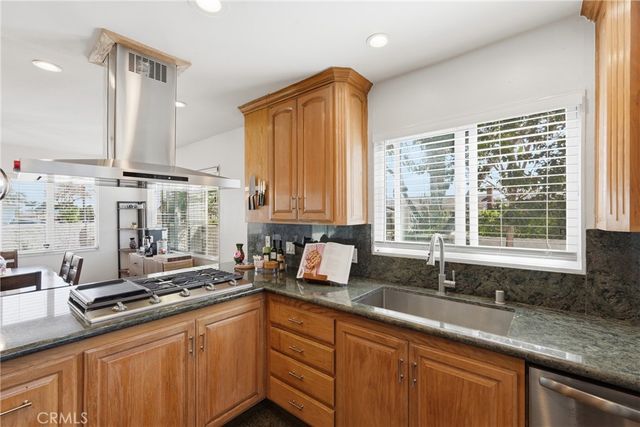 525 E 246th, Carson, CA 90745