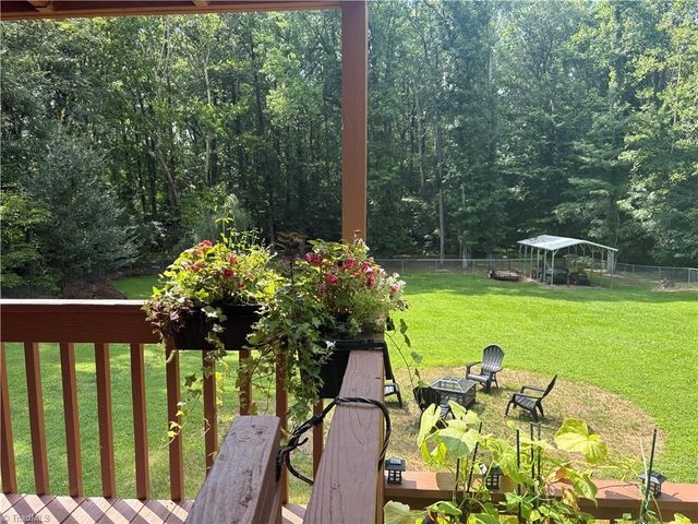 105 Weaver Street, Randleman, NC 27317