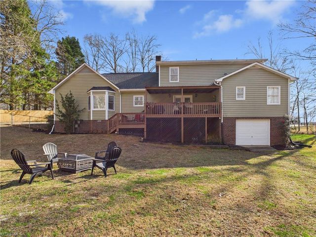 105 Weaver Street, Randleman, NC 27317