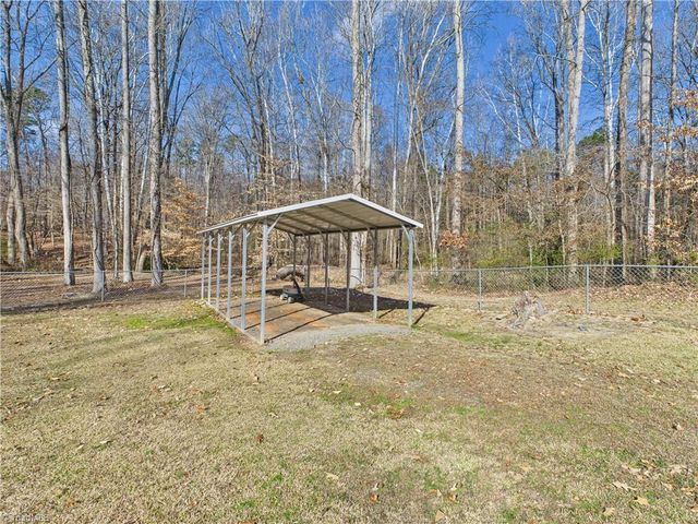 105 Weaver Street, Randleman, NC 27317