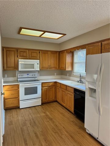 6 Melbourn Drive, Bella Vista, AR 72714