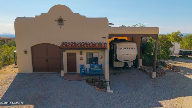 5002 Heno Mine Road, Las Cruces, NM 88011