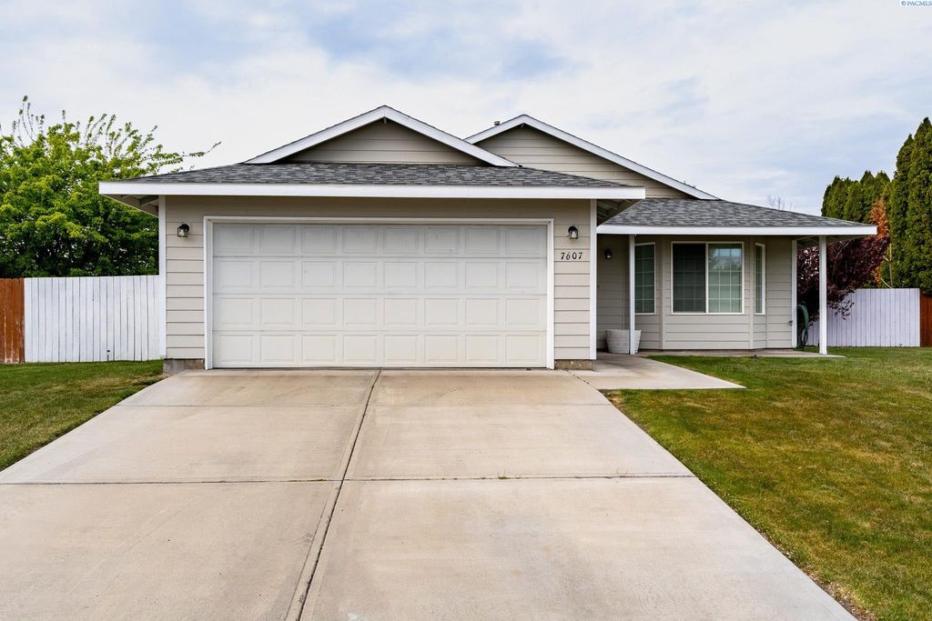 7607 Vendovi, Pasco, WA 99301