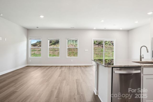 127 Satchel Court, Mooresville, NC 28115