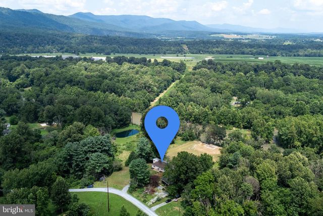 782 SHIPYARD RD, Shenandoah, VA 22849