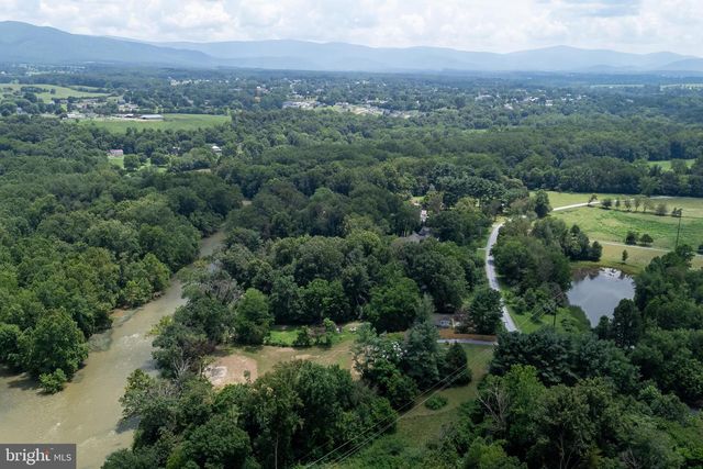 782 SHIPYARD RD, Shenandoah, VA 22849