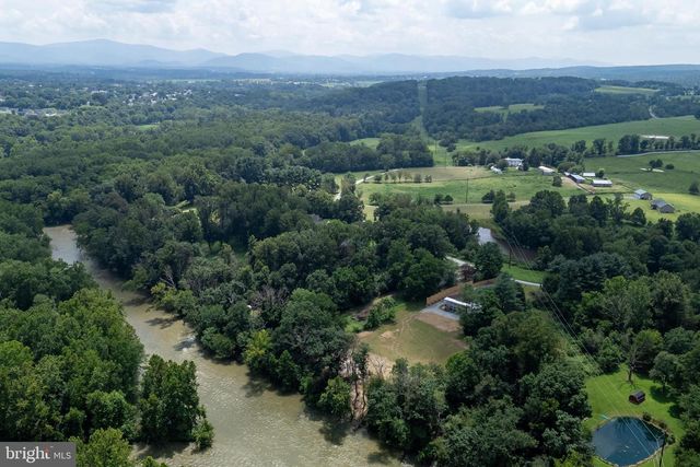 782 SHIPYARD RD, Shenandoah, VA 22849