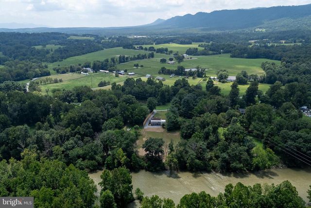 782 SHIPYARD RD, Shenandoah, VA 22849