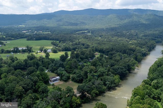 782 SHIPYARD RD, Shenandoah, VA 22849