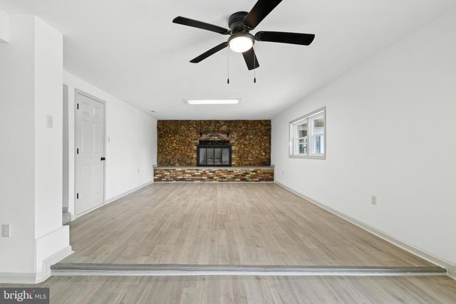 782 SHIPYARD RD, Shenandoah, VA 22849