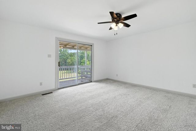 782 SHIPYARD RD, Shenandoah, VA 22849