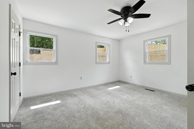 782 SHIPYARD RD, Shenandoah, VA 22849