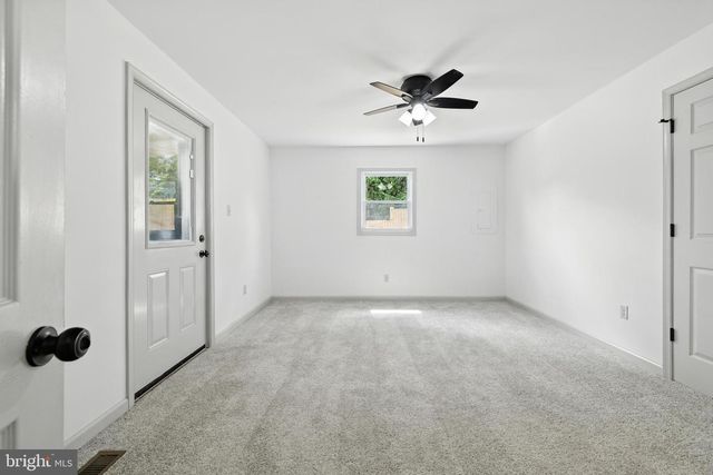 782 SHIPYARD RD, Shenandoah, VA 22849