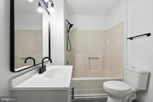 782 SHIPYARD RD, Shenandoah, VA 22849