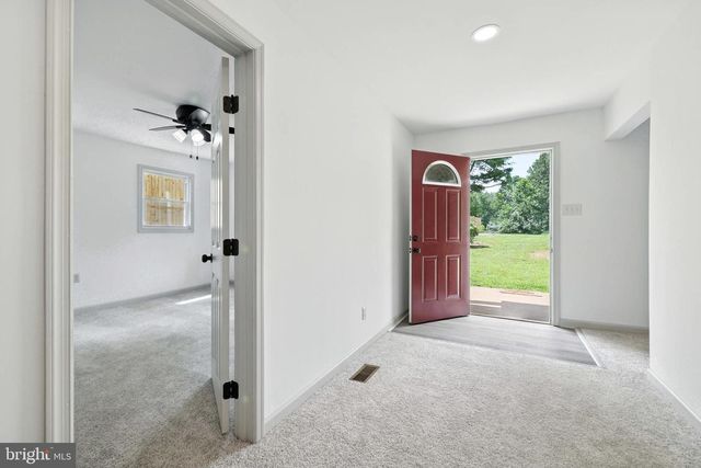 782 SHIPYARD RD, Shenandoah, VA 22849