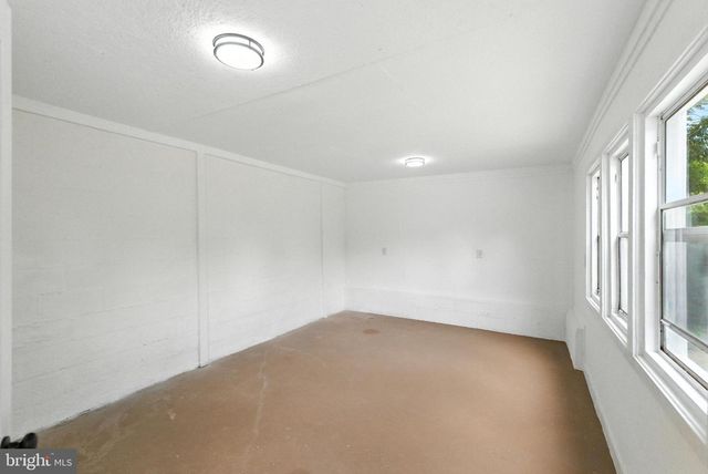 782 SHIPYARD RD, Shenandoah, VA 22849