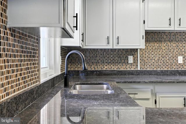 782 SHIPYARD RD, Shenandoah, VA 22849