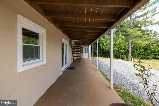 782 SHIPYARD RD, Shenandoah, VA 22849