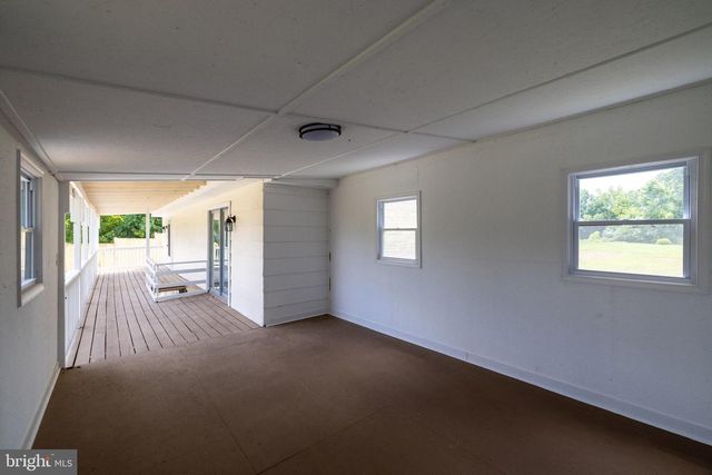 782 SHIPYARD RD, Shenandoah, VA 22849