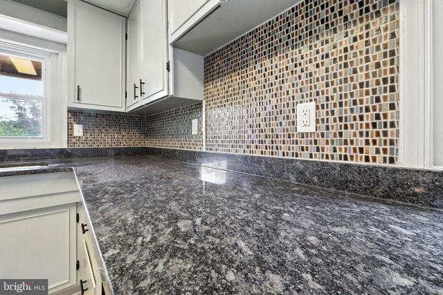 782 SHIPYARD RD, Shenandoah, VA 22849