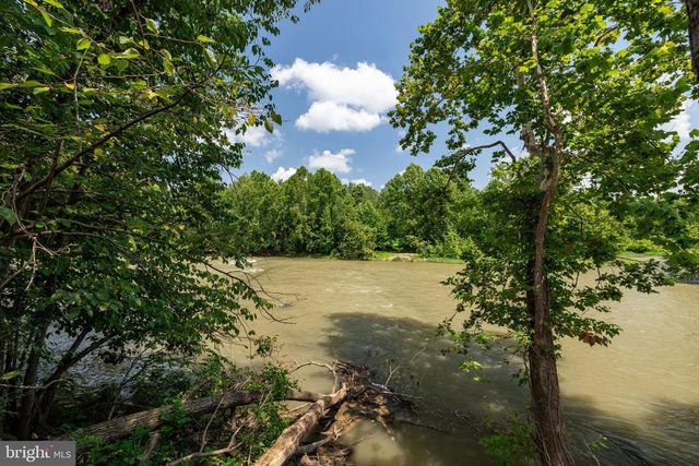 782 SHIPYARD RD, Shenandoah, VA 22849