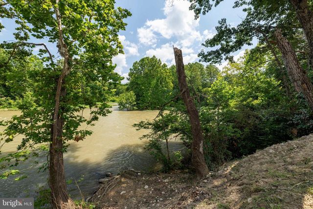 782 SHIPYARD RD, Shenandoah, VA 22849