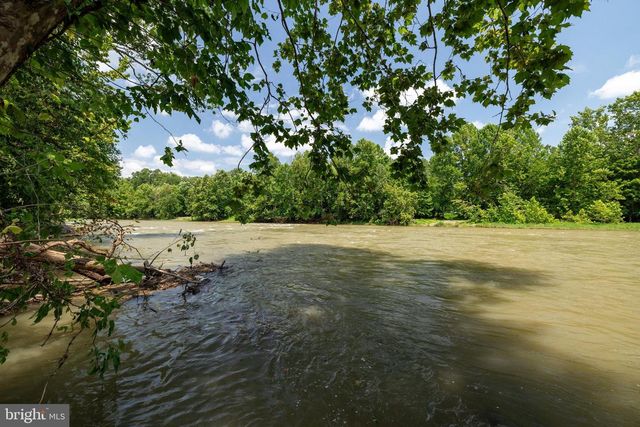 782 SHIPYARD RD, Shenandoah, VA 22849